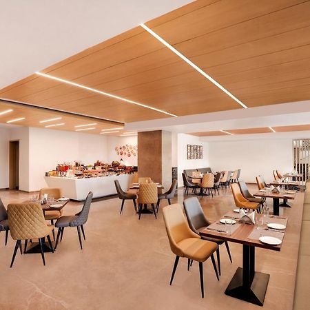 Lemon Tree Hotel Agra Shikohabad エクステリア 写真
