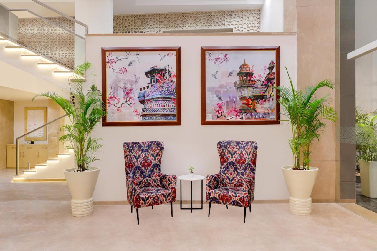 Lemon Tree Hotel Agra Shikohabad エクステリア 写真