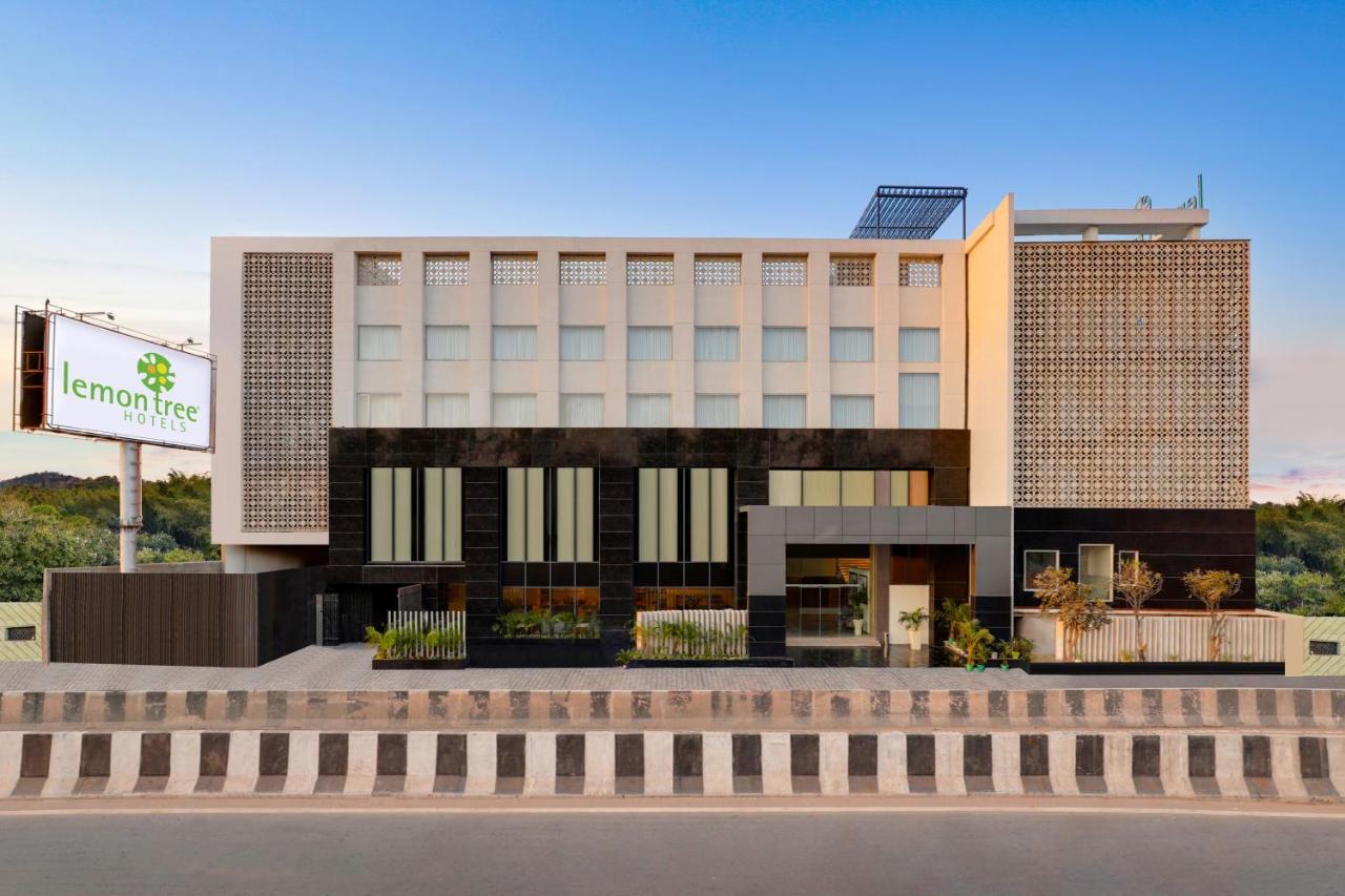 Lemon Tree Hotel Agra Shikohabad エクステリア 写真